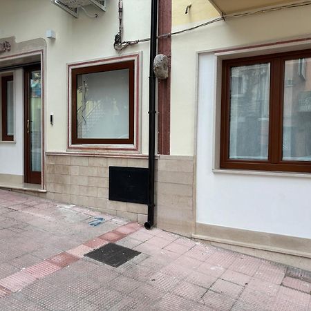サン・ジョバンニ・ロトンドA Casa Di Lauraアパートメント エクステリア 写真